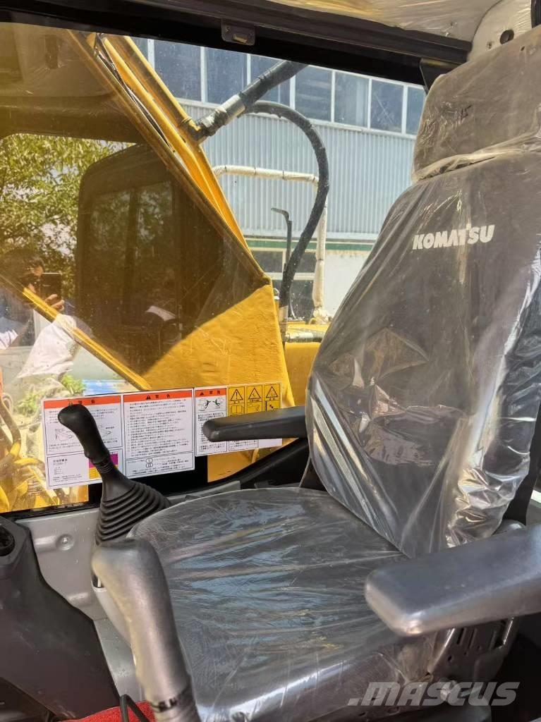 Komatsu PC 200 8N Excavadoras de cadenas