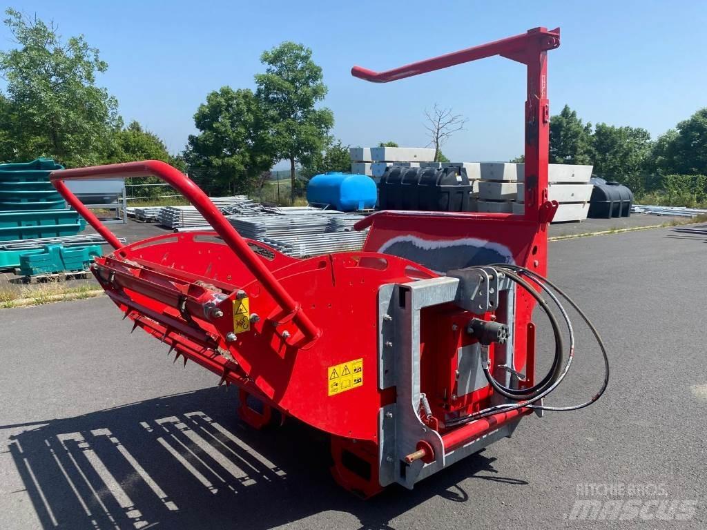 Silofarmer DB18 Desmenuzadoras, cortadoras y desenrolladoras de pacas