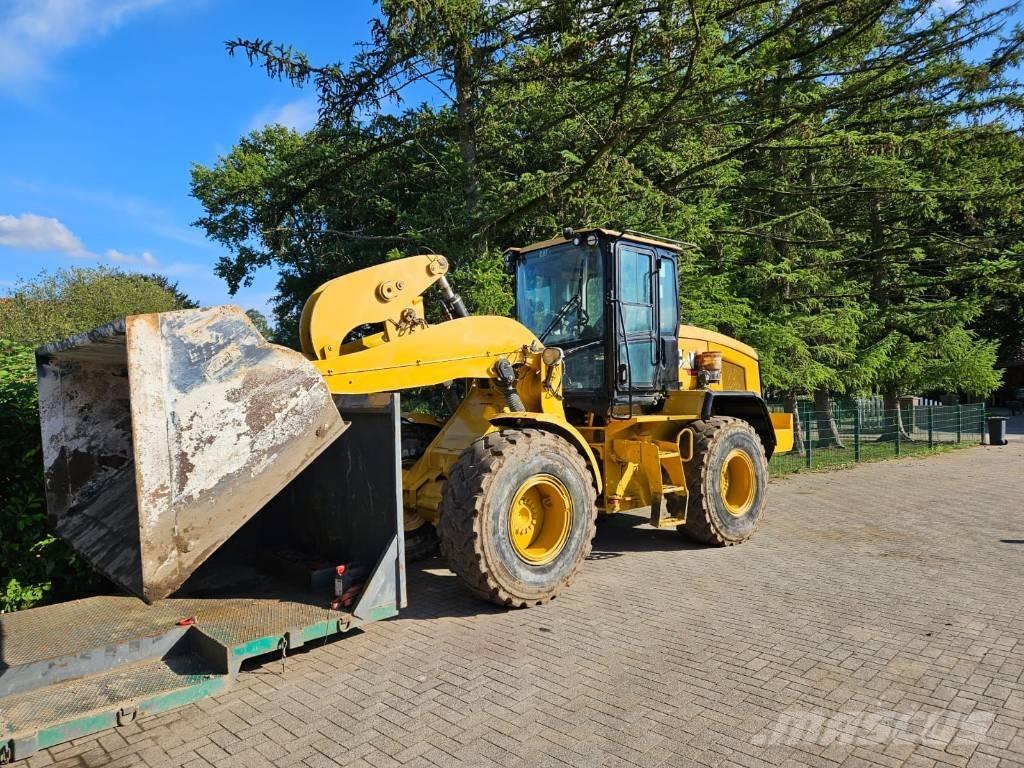 CAT 930 M Cargadoras sobre ruedas