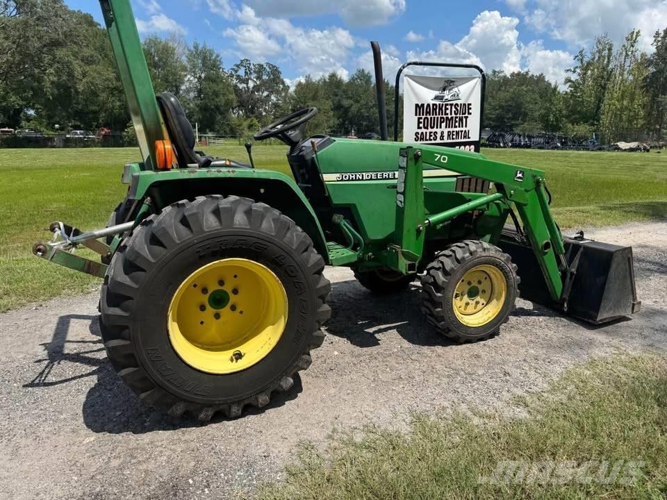 John Deere 790 Tractores