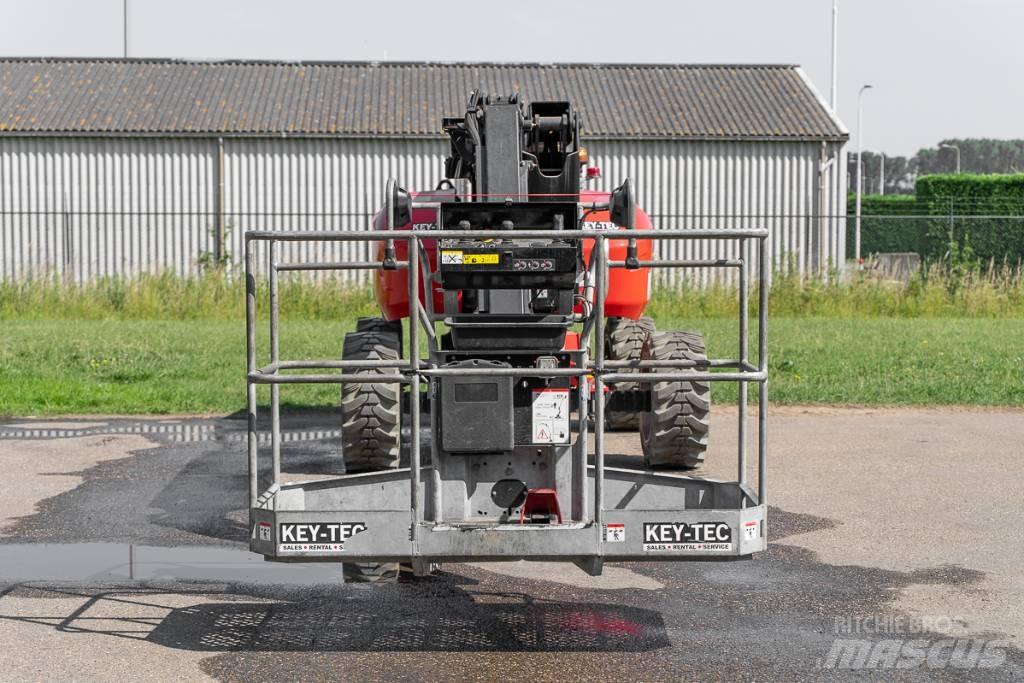 Manitou 200 ATJ e Plataforma de trabajo articulada