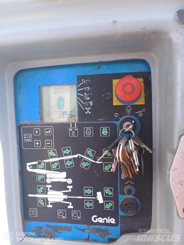 Genie Z 135/70 Plataforma de trabajo articulada