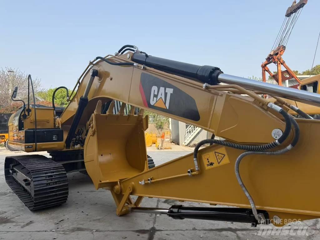 CAT 320D2 Excavadoras 7t - 12t