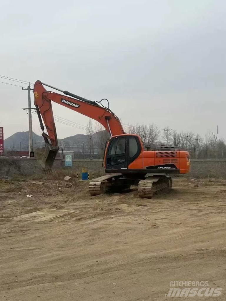 Doosan DX225LC-9C Excavadoras de cadenas