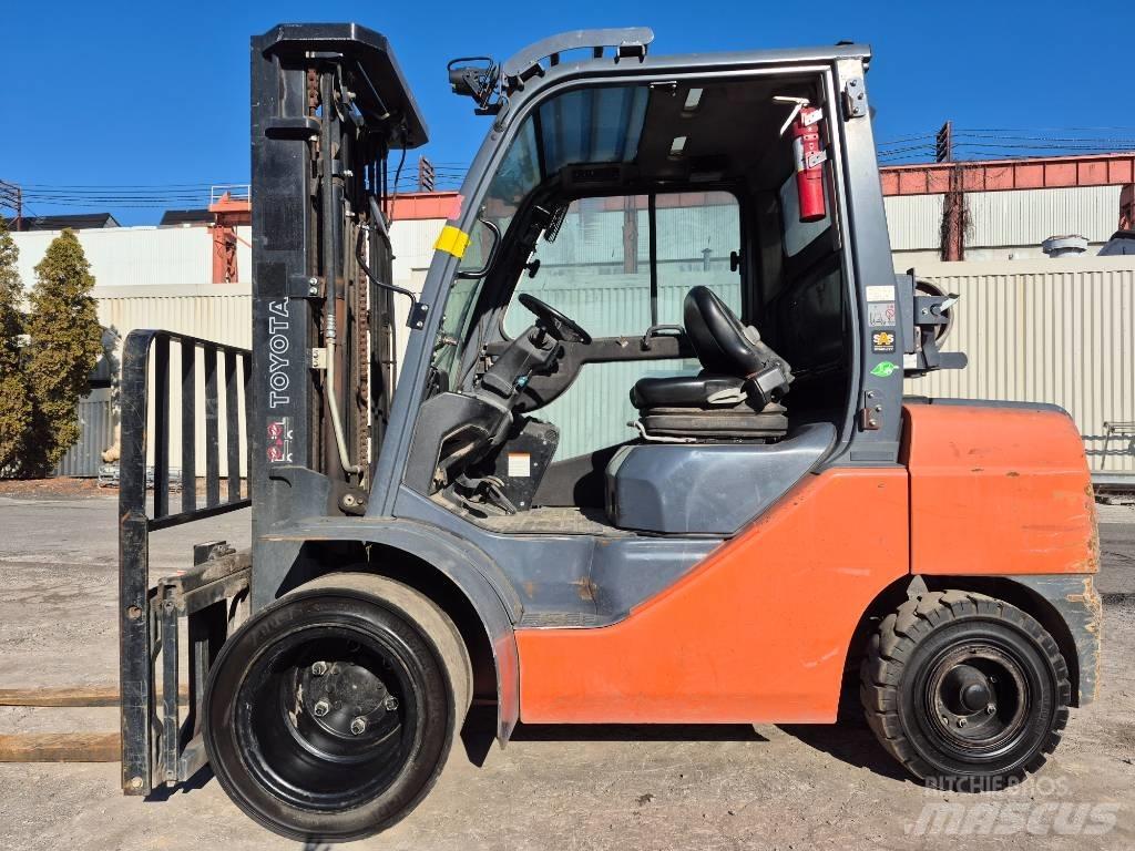 Toyota 8 FGU 30 Otras carretillas elevadoras