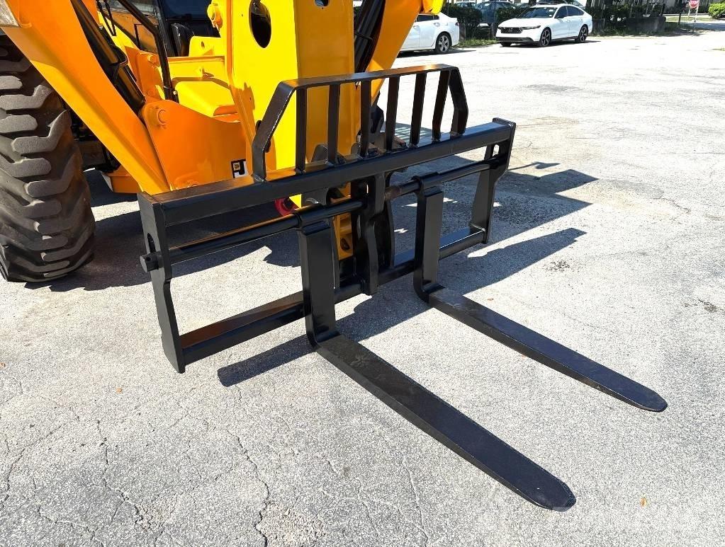 JCB 512-56 Carretillas telescópicas