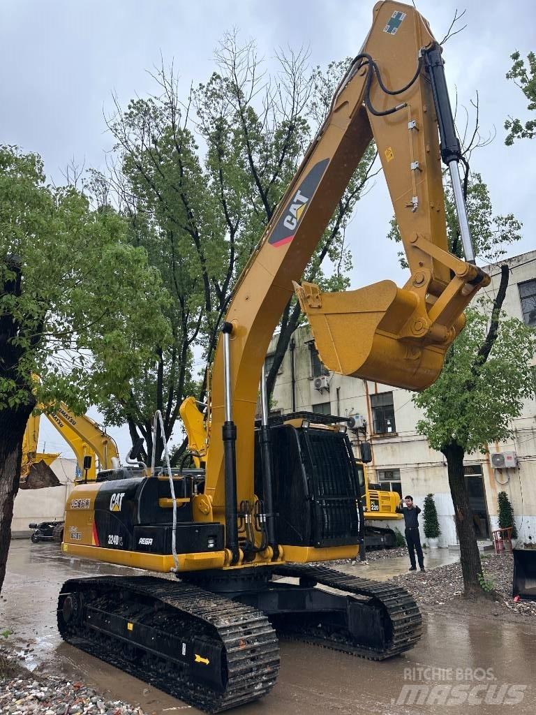 CAT CAT324D Excavadoras 7t - 12t