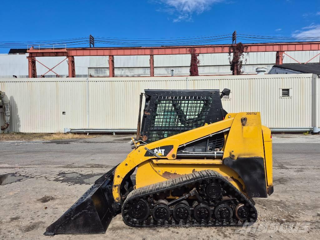 CAT 247 B 3 Minicargadoras