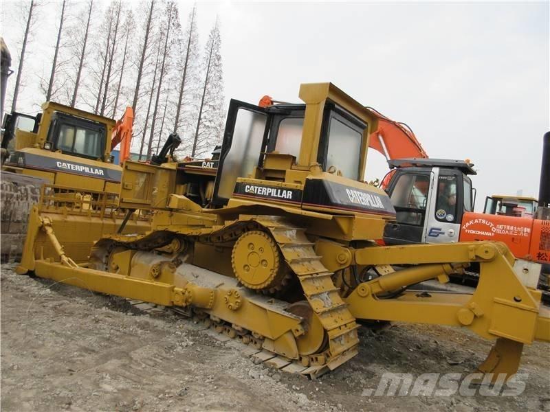 CAT D 7 R Buldozer sobre oruga