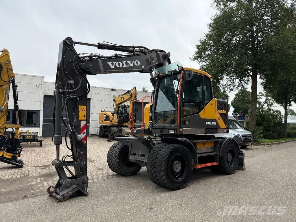 Volvo EW150 Excavadoras de ruedas