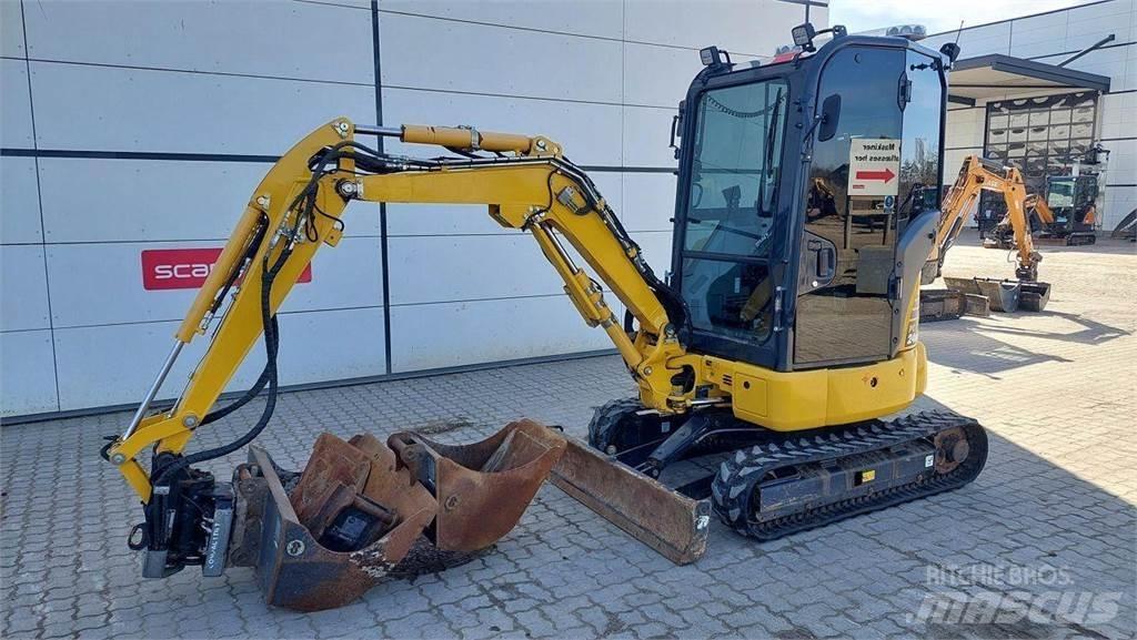 Komatsu PC24MR-5 Excavadoras de ruedas
