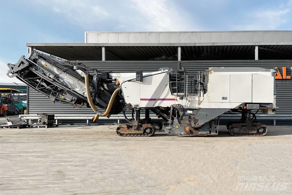 Wirtgen W 210 Máquinas moledoras de asfalto en frío