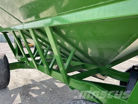 Brent 644 Remolque para grano
