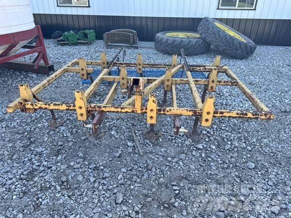 CUSTOM MADE 8 Construcción - Otros