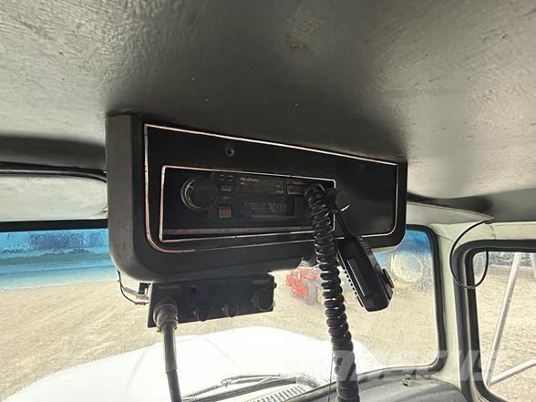 Ford L9000 Construcción - Otros