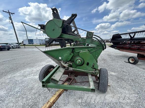 John Deere 220 Cabezales de cosechadoras combinadas