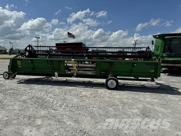 John Deere 925 Cabezales de cosechadoras combinadas
