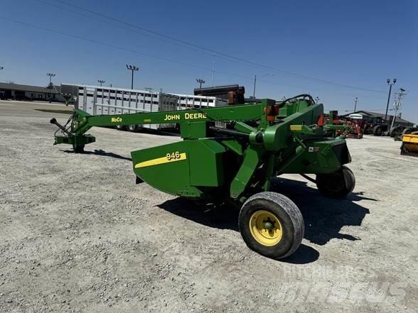 John Deere 946 Segadoras hileradoras