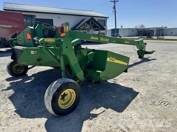 John Deere 946 Segadoras hileradoras