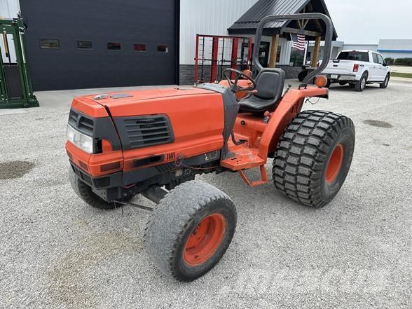 Kubota L4200 Tractores