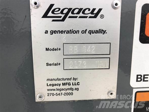  LEGACY BB G42 Otros remolques