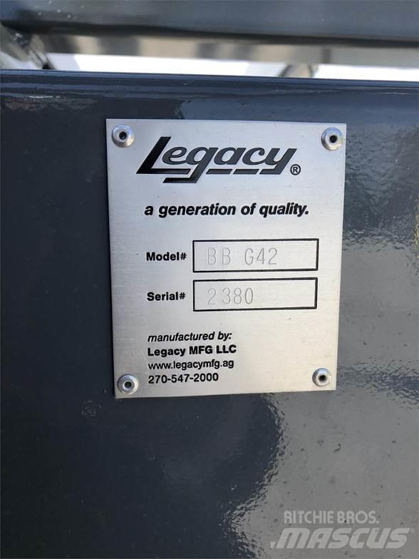  LEGACY BB G42 Otros remolques