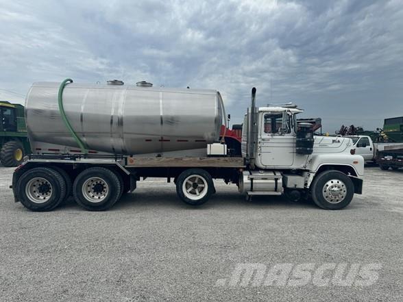 Mack RS600L Construcción - Otros
