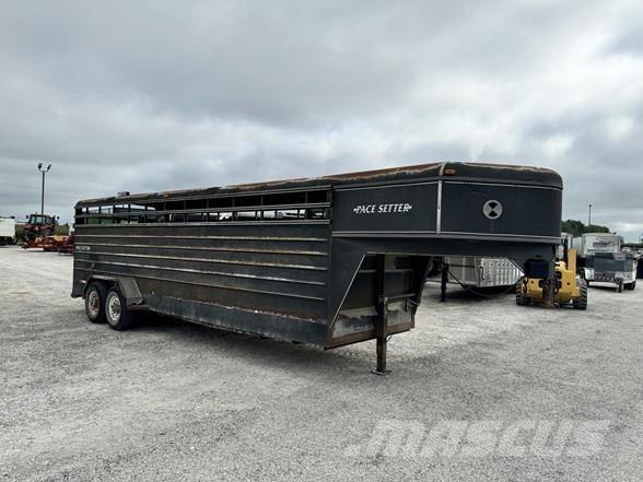  PACESETTER 24 Remolques para transporte de animales