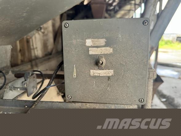  ROSKAMP K Construcción - Otros