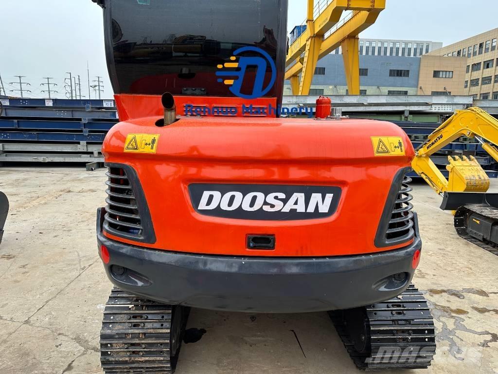 Doosan DX 60 Mini excavadoras < 7t