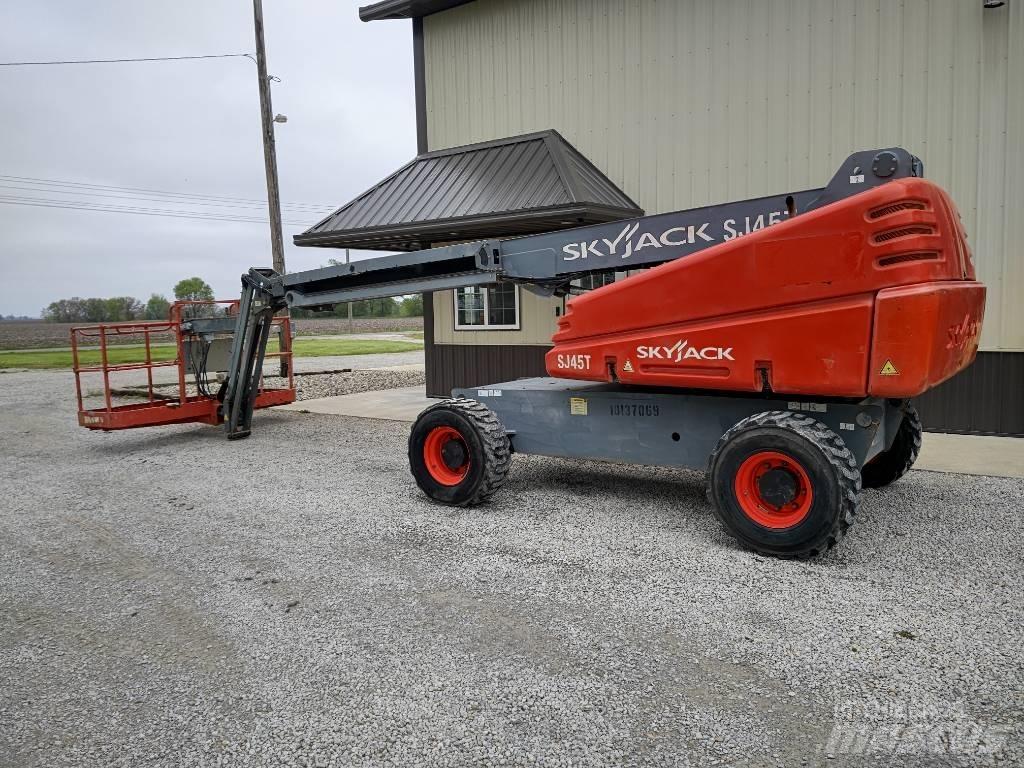 SkyJack SJ 45 T Plataformas de trabajo telescópica