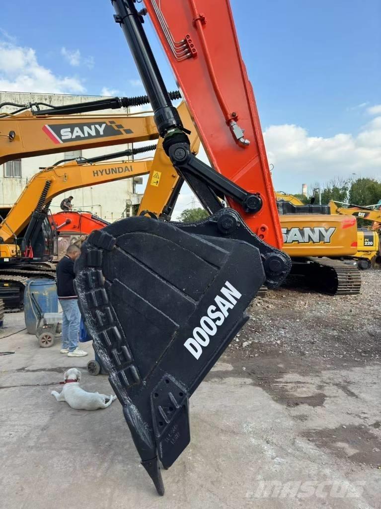 Doosan DX300LC Excavadoras de cadenas
