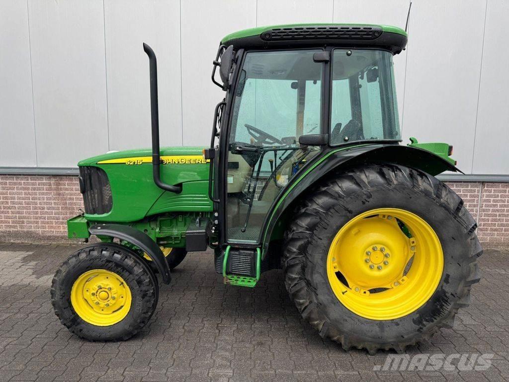 John Deere 5215 Coches