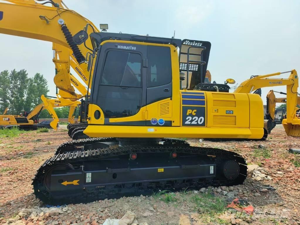 Komatsu PC 220-8 Excavadoras de cadenas