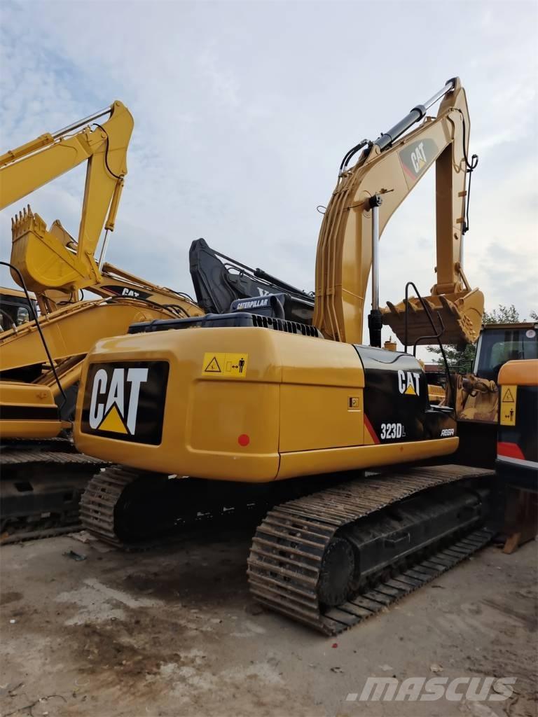 CAT 323 D Excavadoras de cadenas