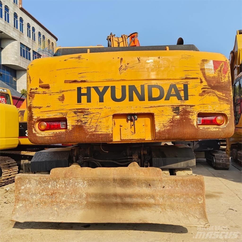 Hyundai R210W-7 Excavadoras de ruedas