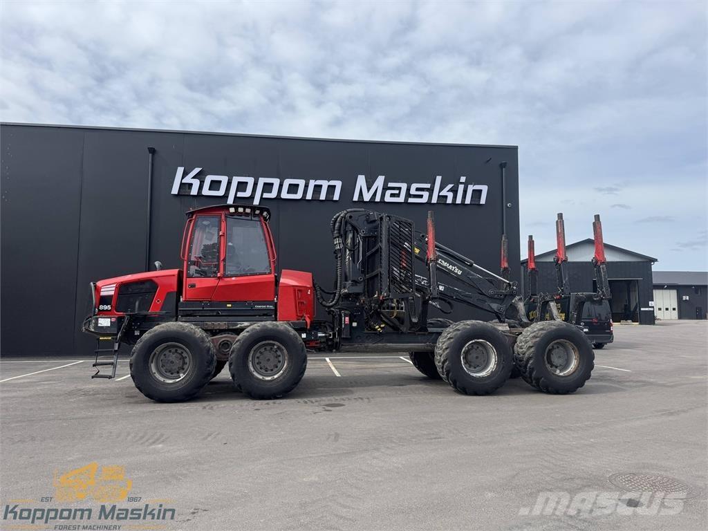Komatsu 895 Autocargadoras