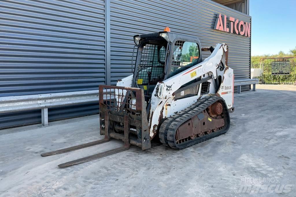Bobcat T 590 Arrastrador de troncos