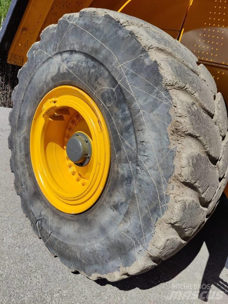 Volvo L 180 E Cargadoras sobre ruedas