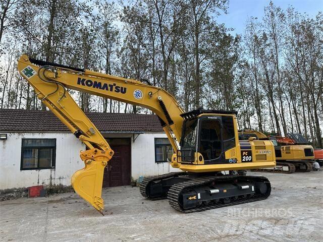 Komatsu PC 200-8 Excavadoras de cadenas