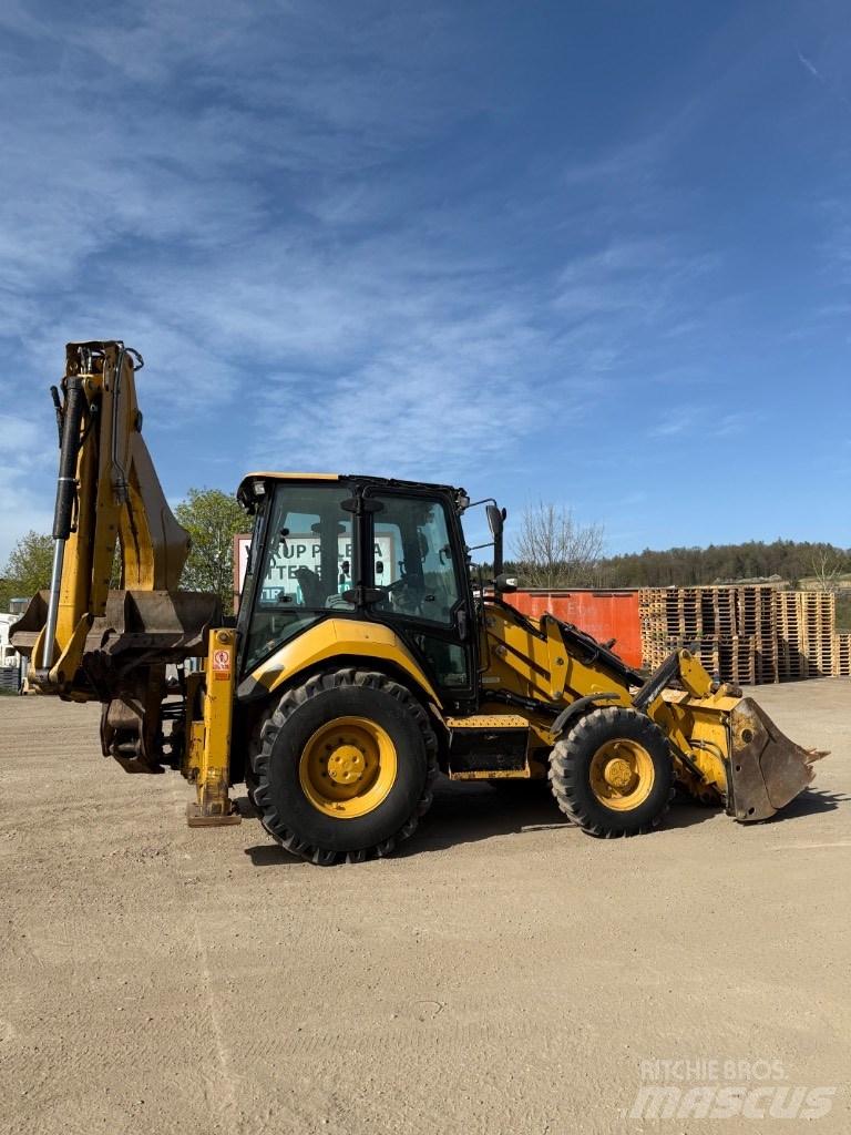 CAT 427 F 2 Retrocargadoras
