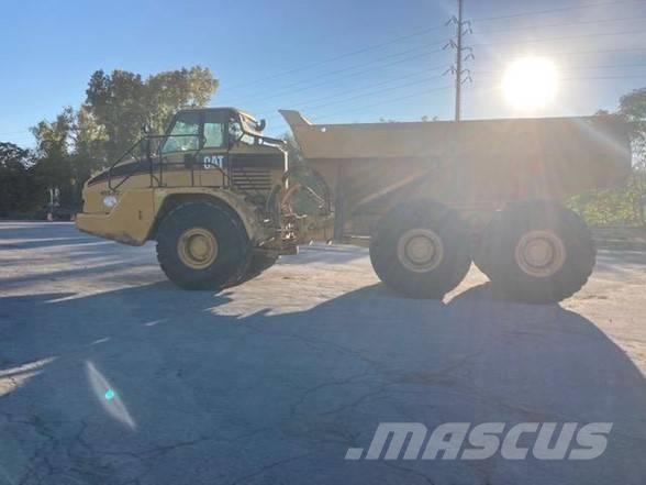 CAT 740 Dúmpers articulados