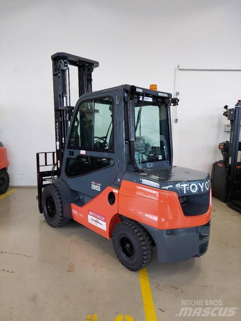 Toyota 52-8 FDJF 35 Carretillas diesel