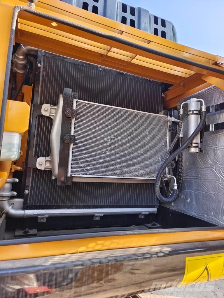 Sany SY 215 C Excavadoras de cadenas