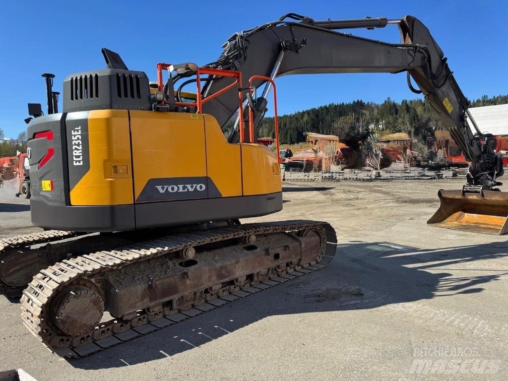 Volvo ECR 235 E Excavadoras de cadenas
