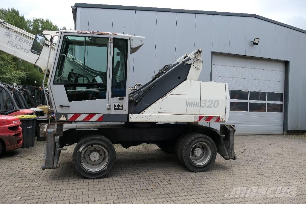 Fuchs MHL 320 Excavadoras de manutención