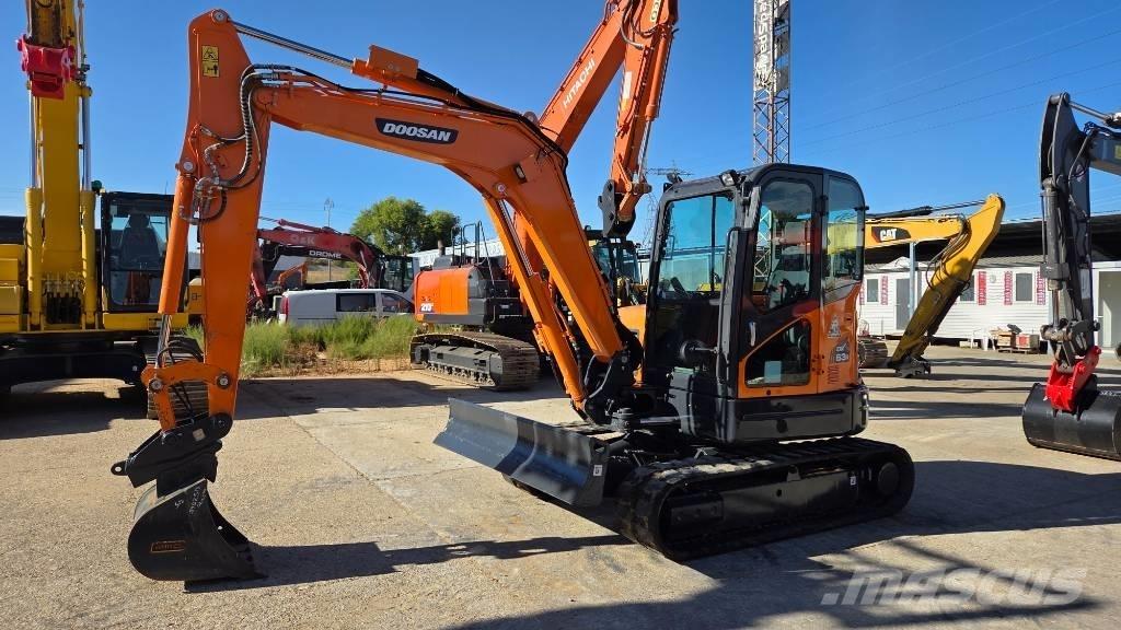 Doosan DX 63 R Mini excavadoras < 7t