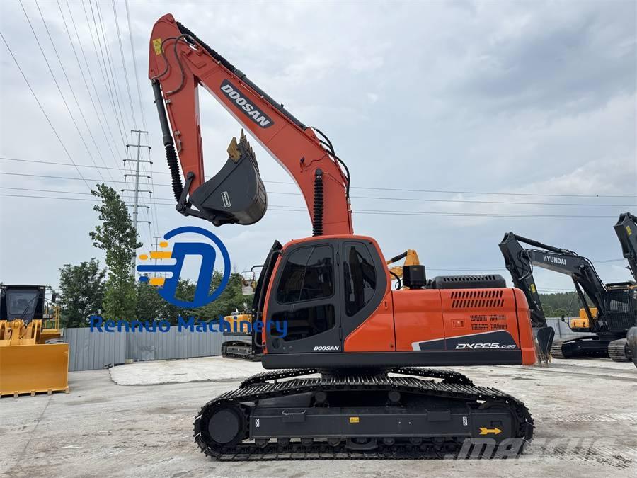 Doosan DX 225 LC-9C Excavadoras de cadenas