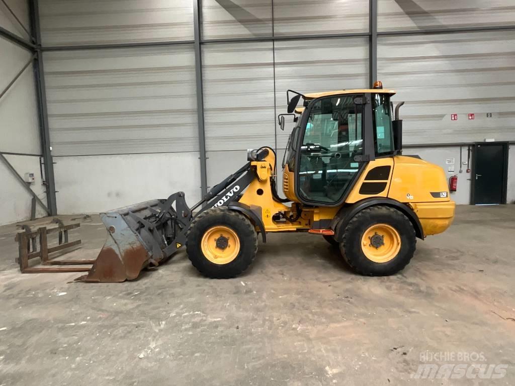 Volvo L 25 F Cargadoras sobre ruedas