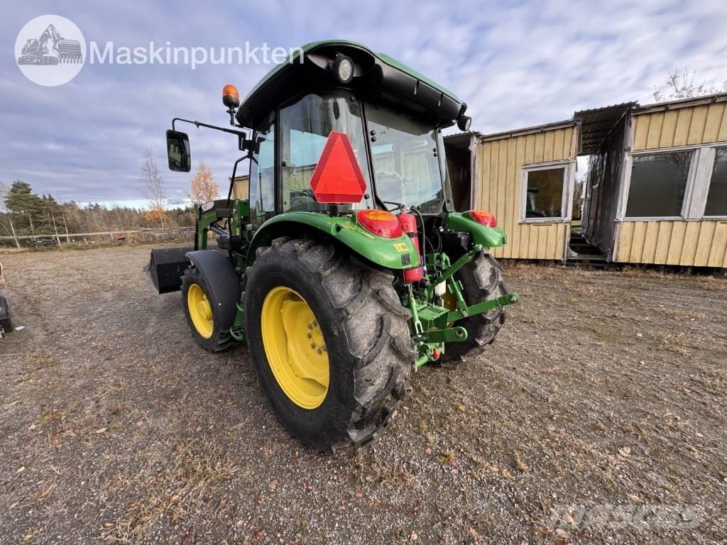 John Deere 5075 E Tractores